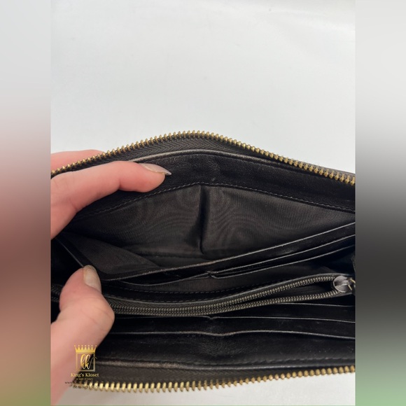 🖤SOLD🖤Gucci zip around long wallet - Picture 7 of 13
